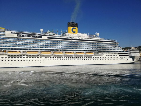 Comment choisir une tente adaptée pour un camping en région de climat océanique?